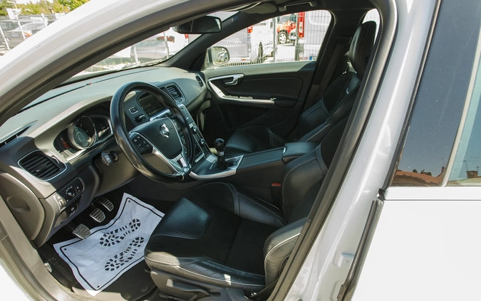 Volvo S60 cena 59900 przebieg: 199000, rok produkcji 2013 z Radom małe 667